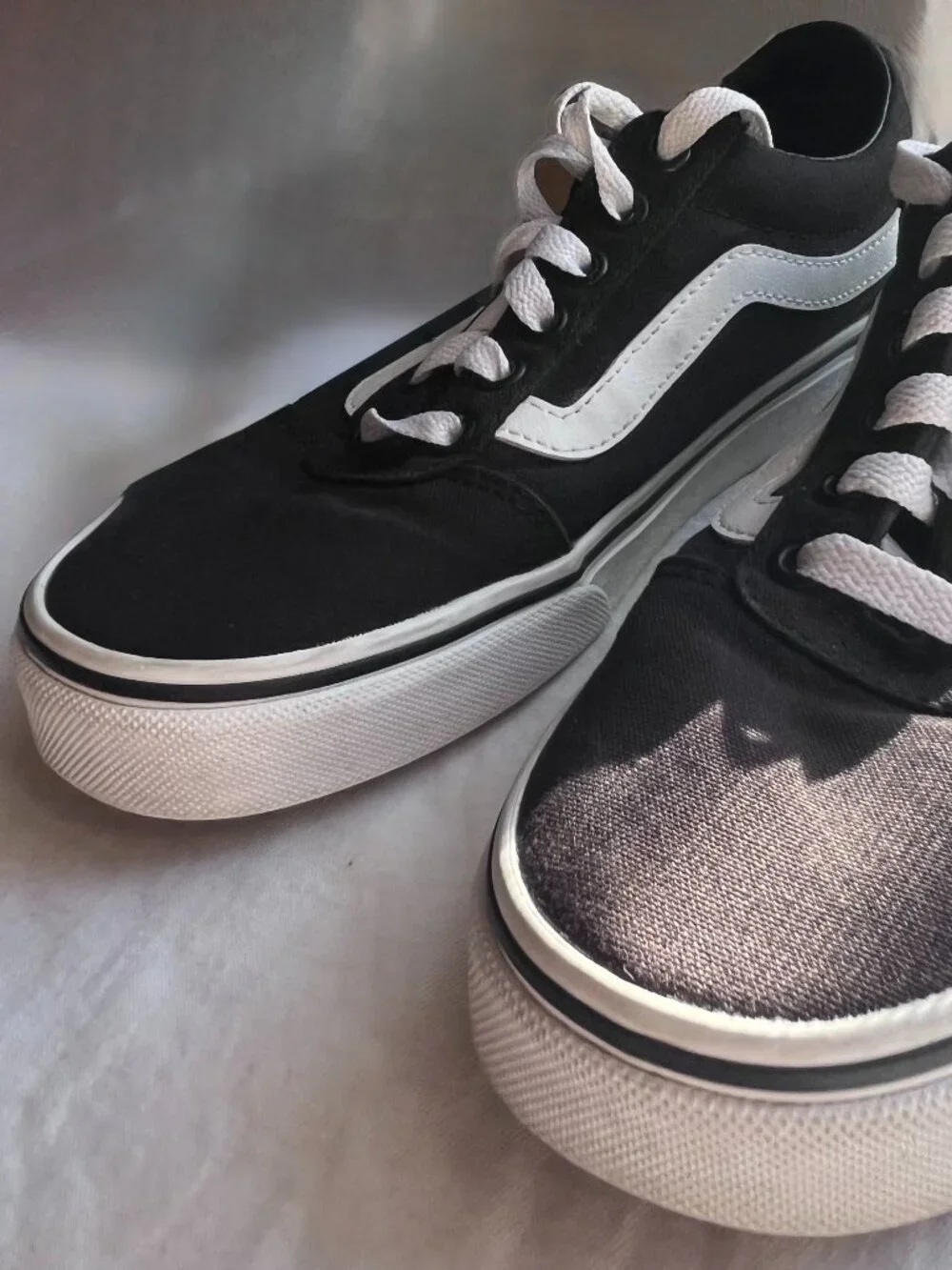 Vans Ward Canvas Black Women’s 6.5 — $18 OBO